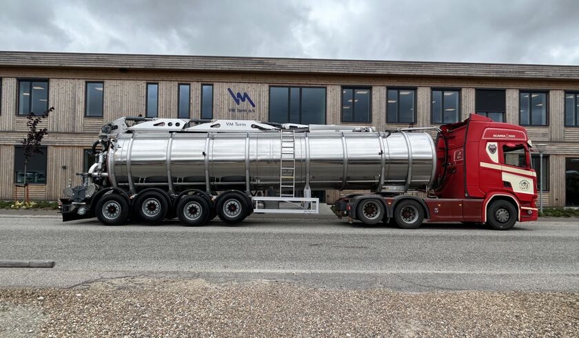 50007-kaahavegaard-39-000-liter-gylletank-semitrailer.jpeg